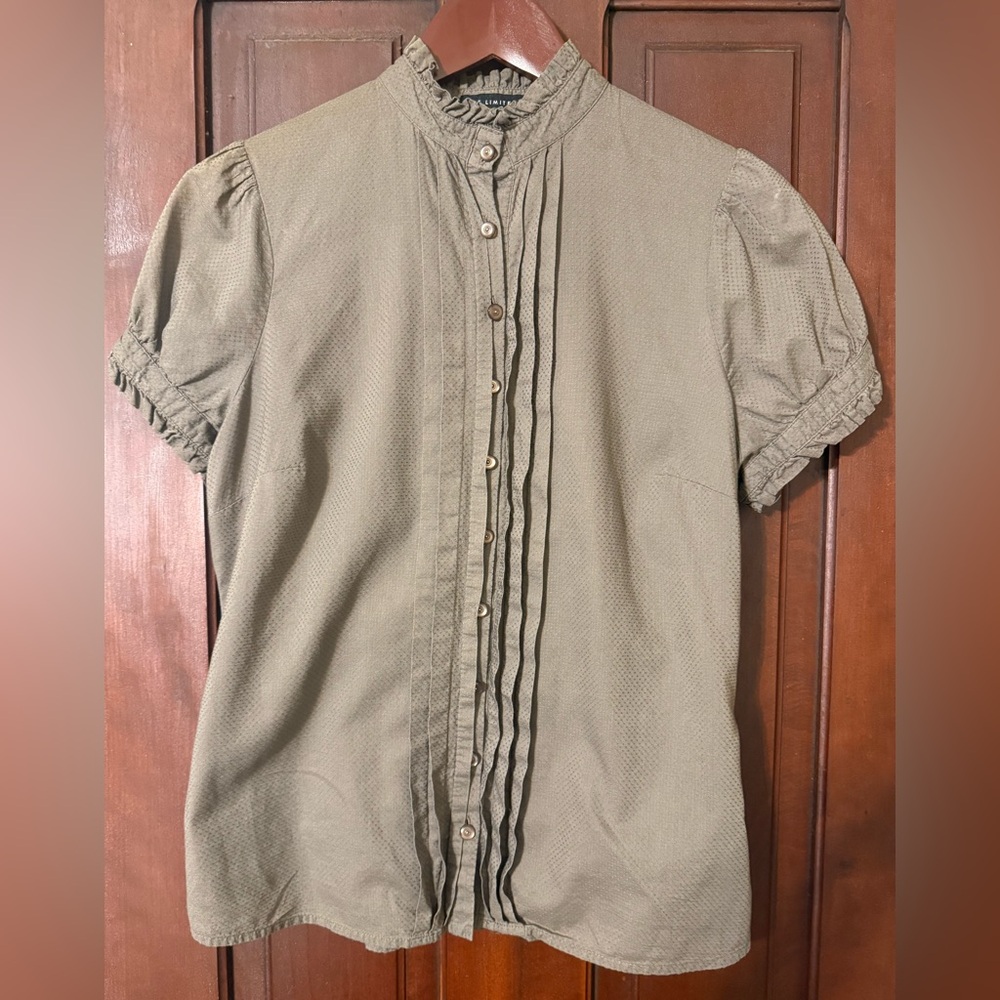 Limited Medium short sleeved button down - light brown